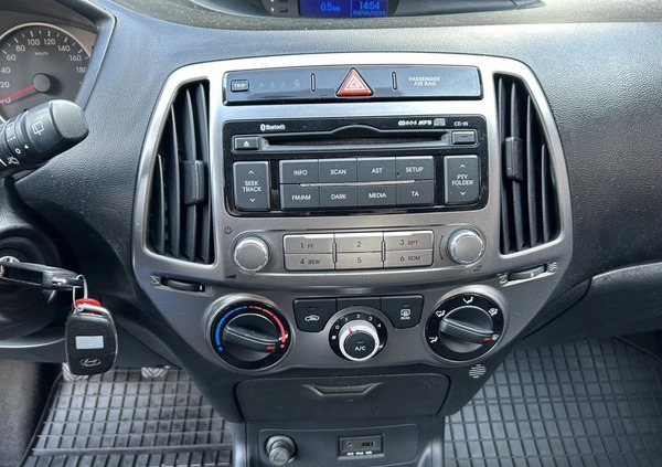 Hyundai i20 cena 24900 przebieg: 71093, rok produkcji 2013 z Bojanowo małe 154